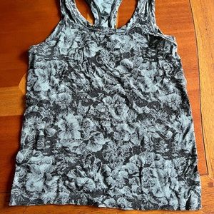 Athleta Momentum Seamless Tank